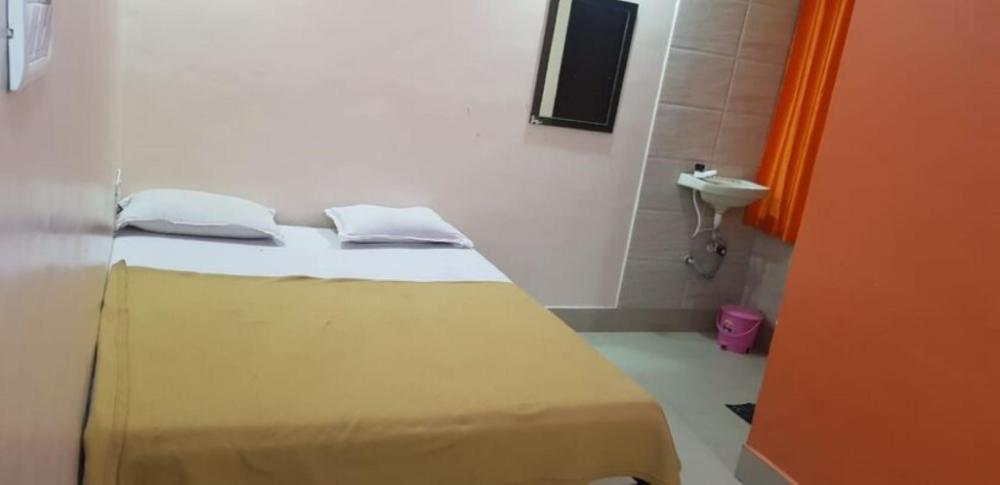 hotel sai santosh shirdi