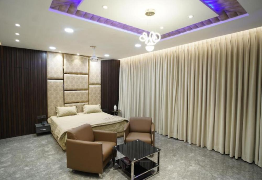 hotel ovel hotel ludhiyana