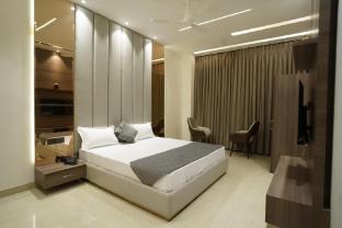 hotel ovel hotel ludhiyana