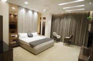 hotel ovel hotel ludhiyana