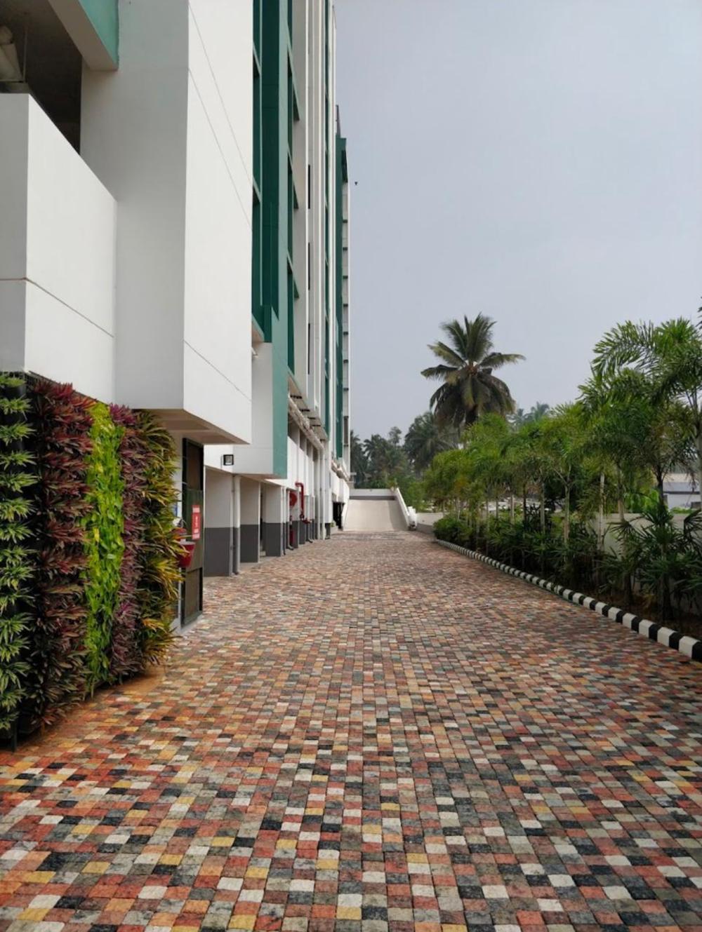 luxe oasis palmgrove oppo lulu mall trivandrum