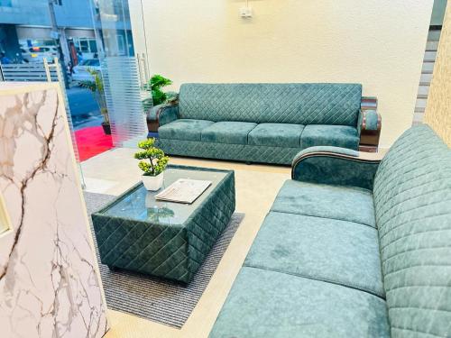 s v comforts btm layout