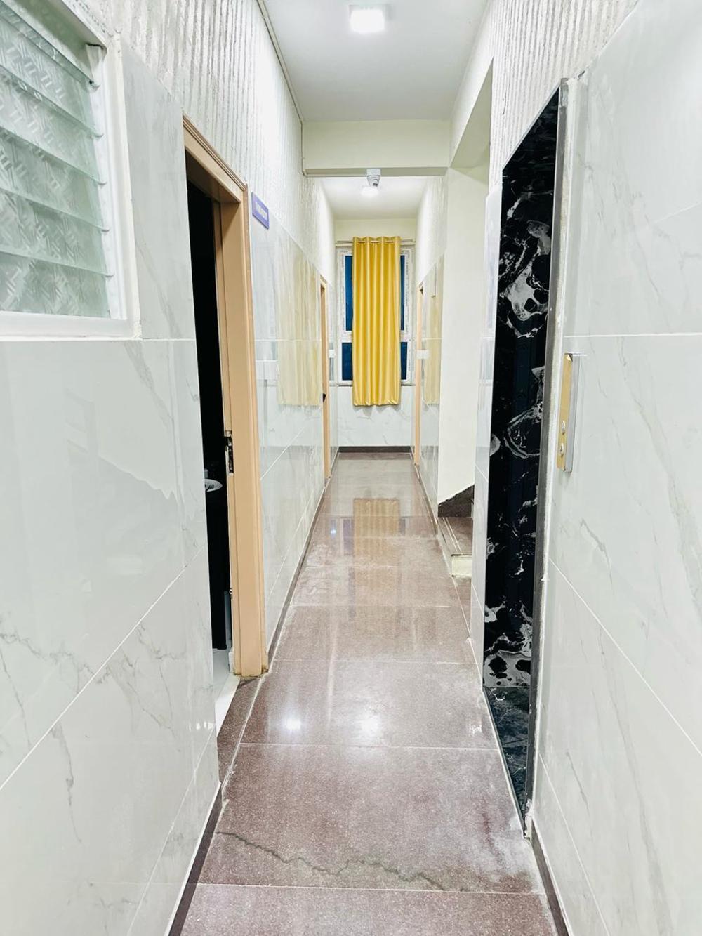 s v comforts btm layout