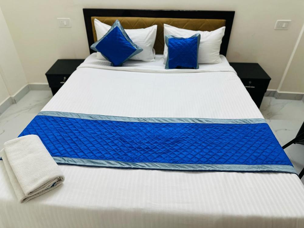 s v comforts btm layout