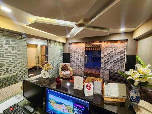 arcadian hotel