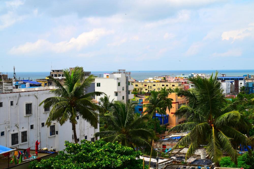 dhamstay hotel blue sagar nearbeach puri