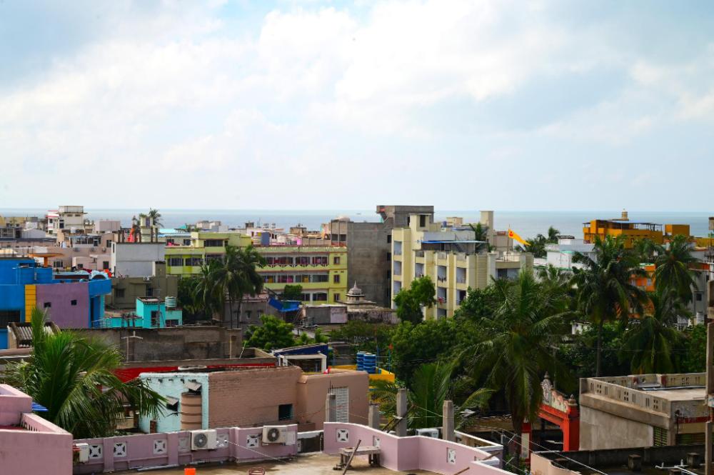 dhamstay hotel blue sagar nearbeach puri