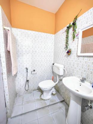 cozy guwahati apartment with city and mountain views