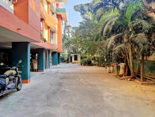 cozy guwahati apartment with city and mountain views