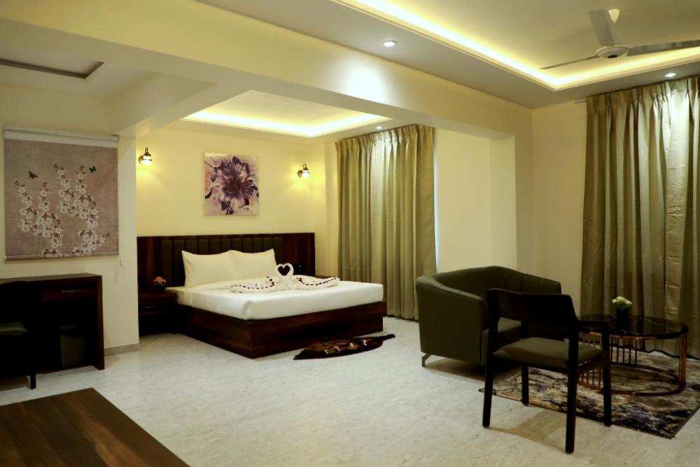 the grand imperial pune