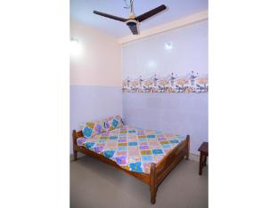 dhamstay hotel star lodge near beach puri