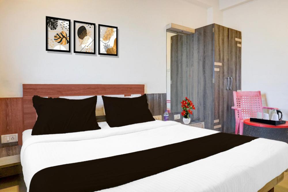 collection o mahabaleshwar near mapro garden