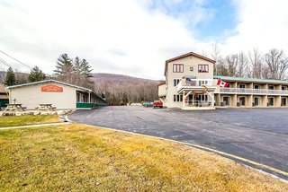 Quality Inn & Suites,Grafton>>Berlin,3 star