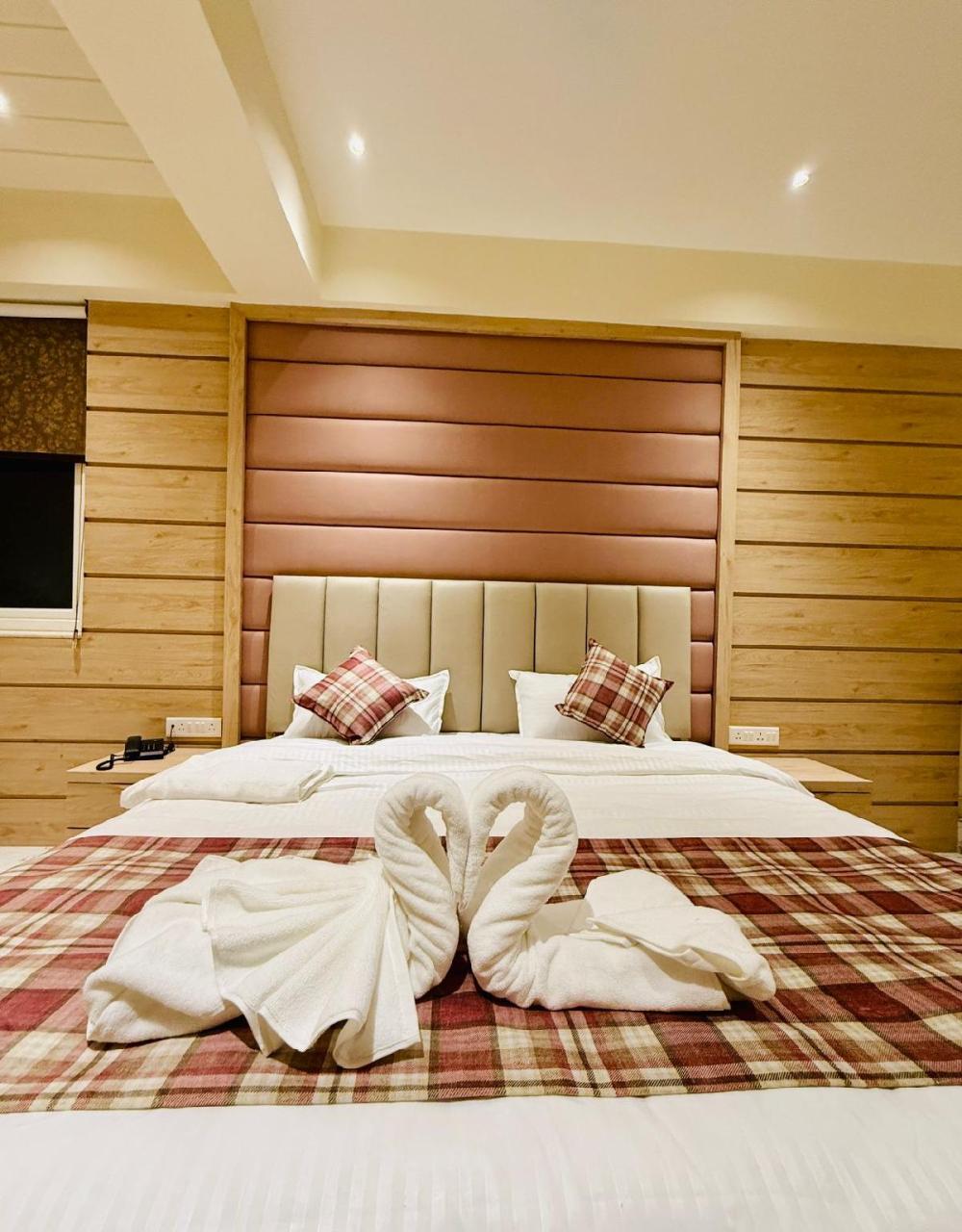 shalom a boutique hotel