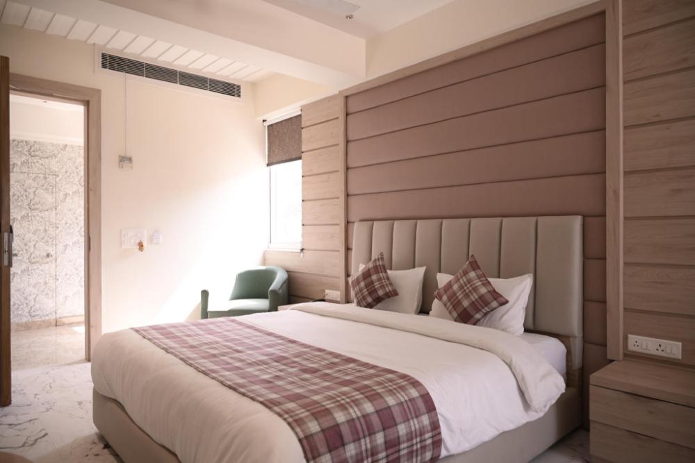 shalom a boutique hotel