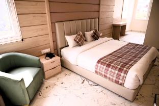 shalom a boutique hotel