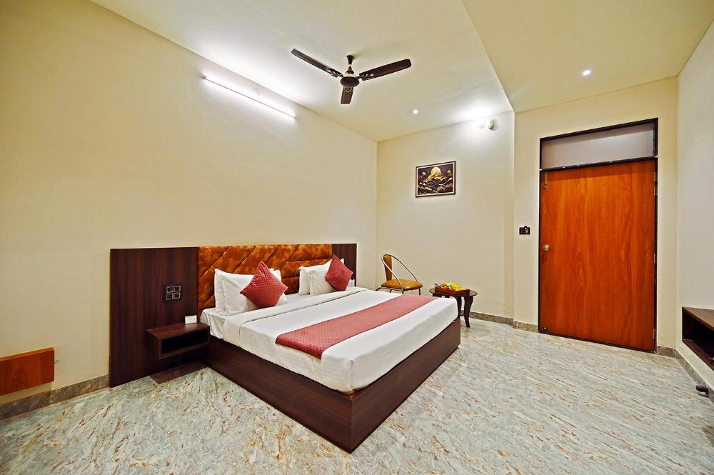 hotel blueberry resort bhilwara