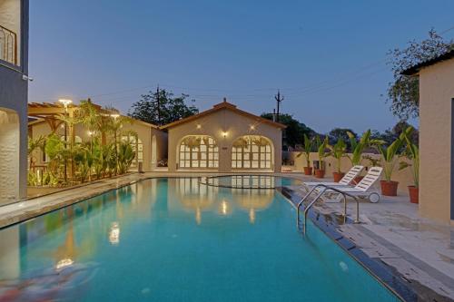 villa euphoria resort at statue of unity