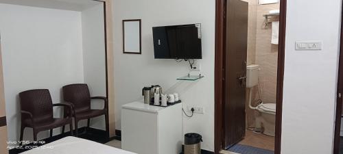 the ashish luxury stay