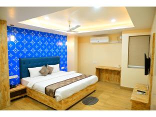 dhamstay hotel santosh inn near temple