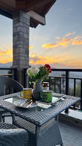 the mountain escape a luxury home stay