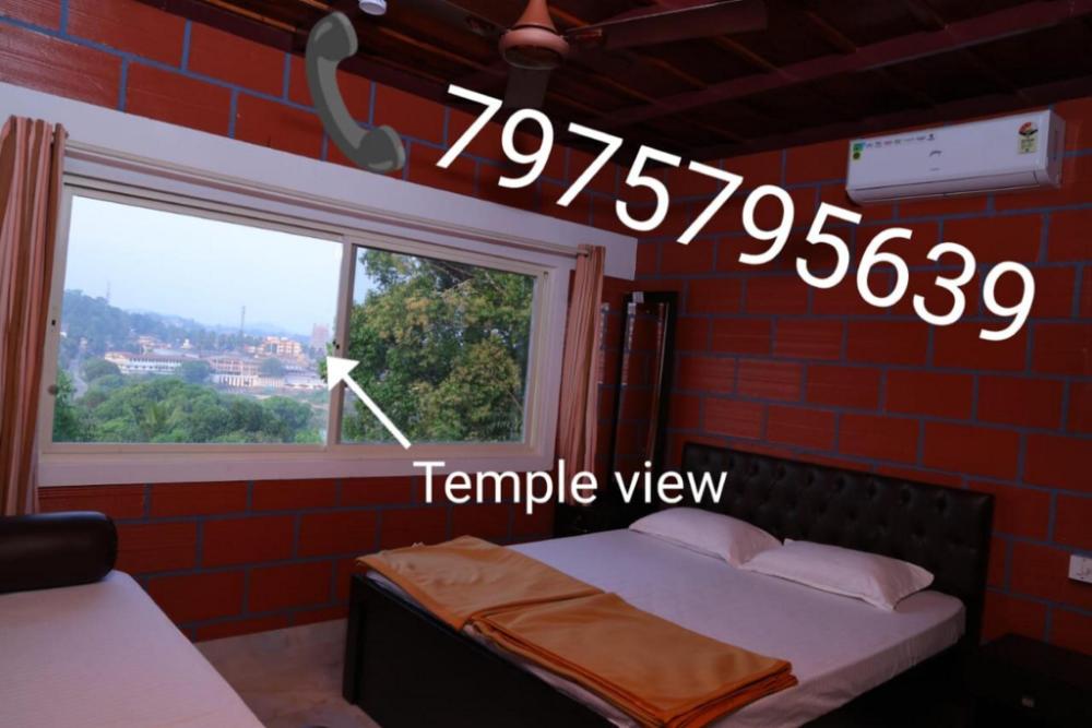 temple view homestay