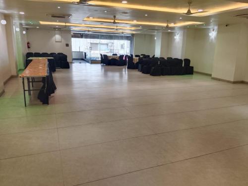 hotel tarun palace bhopal