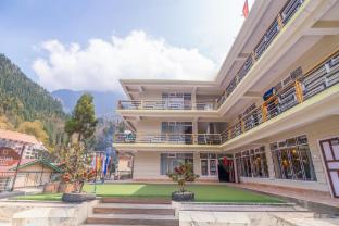 divine brookyard resort