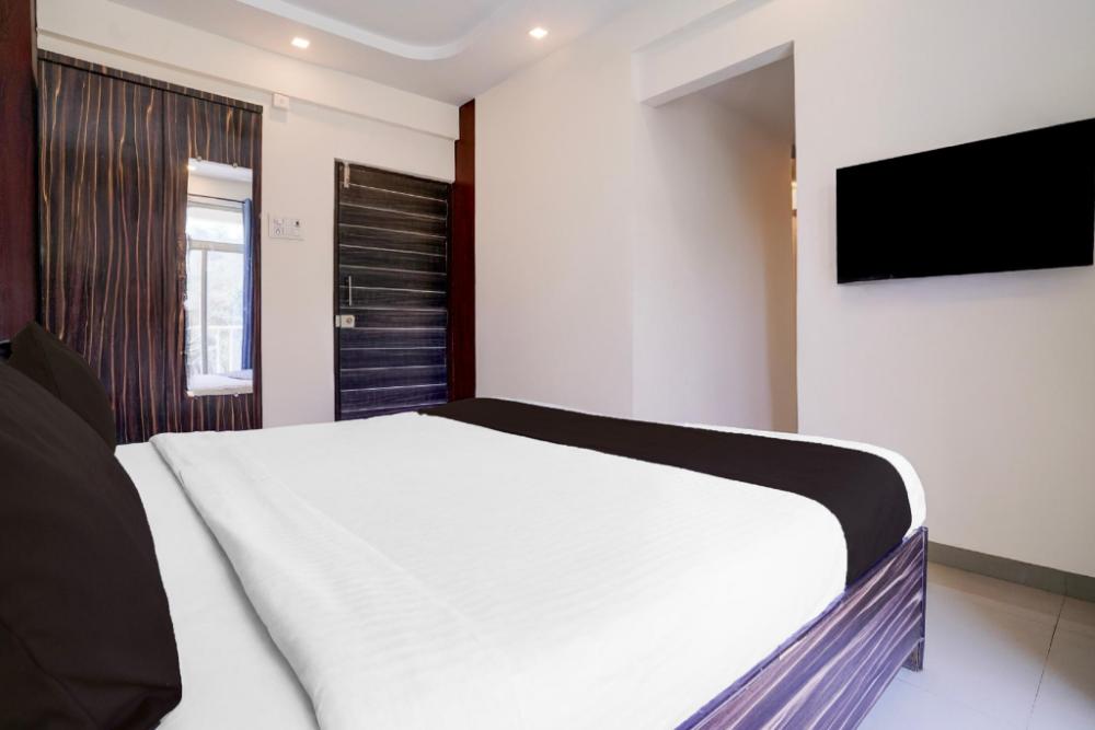 spot on jahanvi guest house