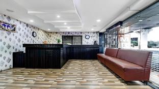 Townhouse Dharawada Taluku,,3 star