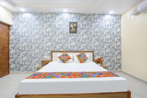 aditya guest house