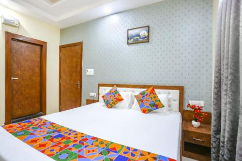 aditya guest house