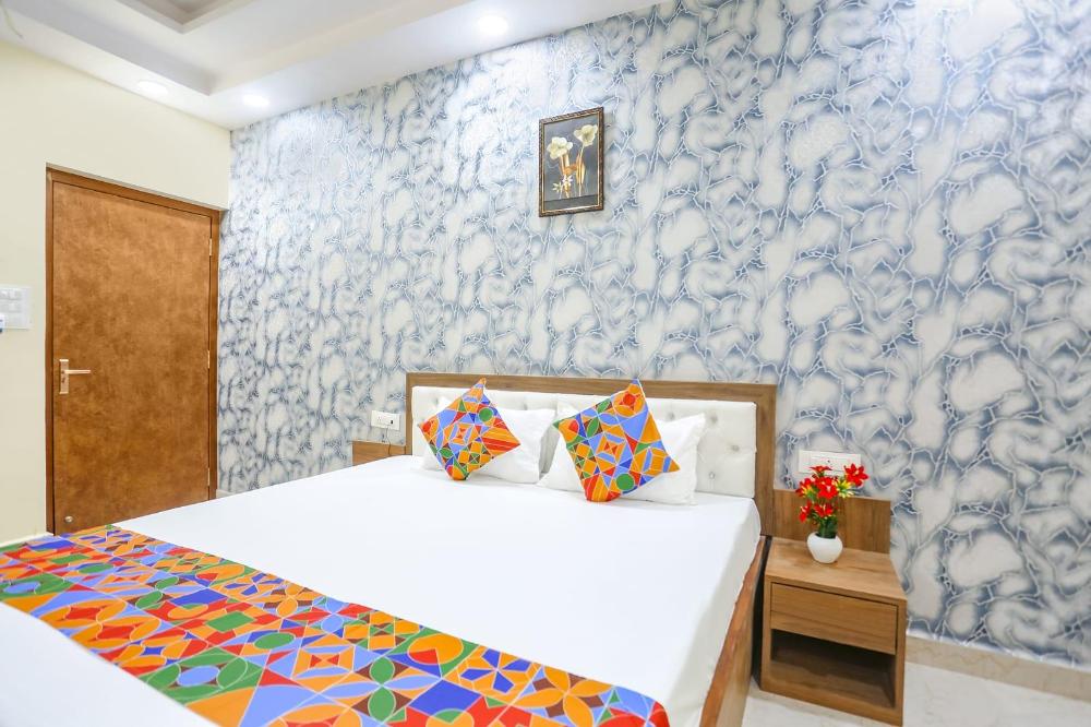 aditya guest house