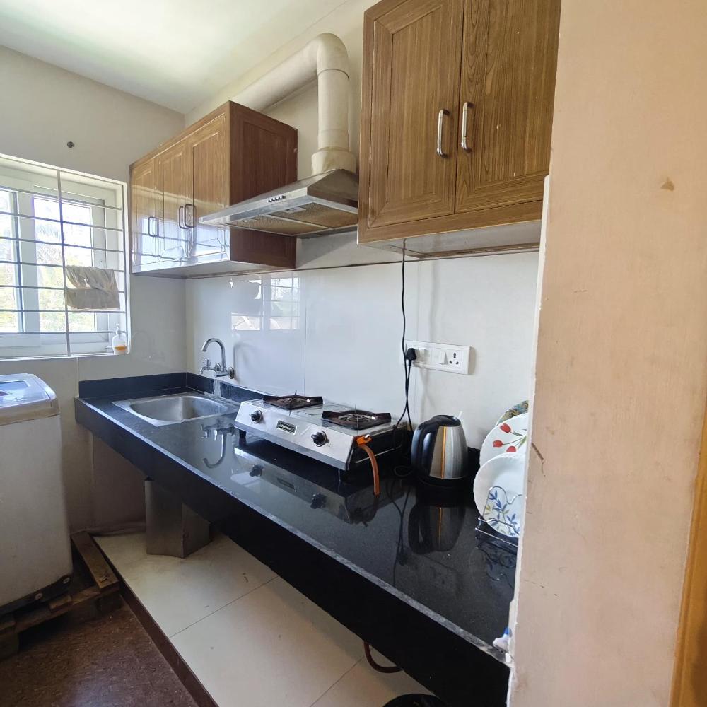 smart home service apartment by stayz royale