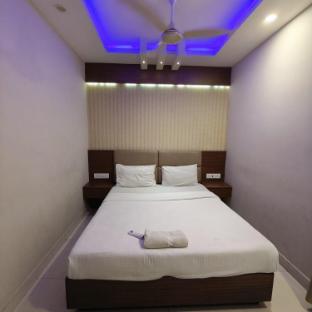 smart home service apartment by stayz royale