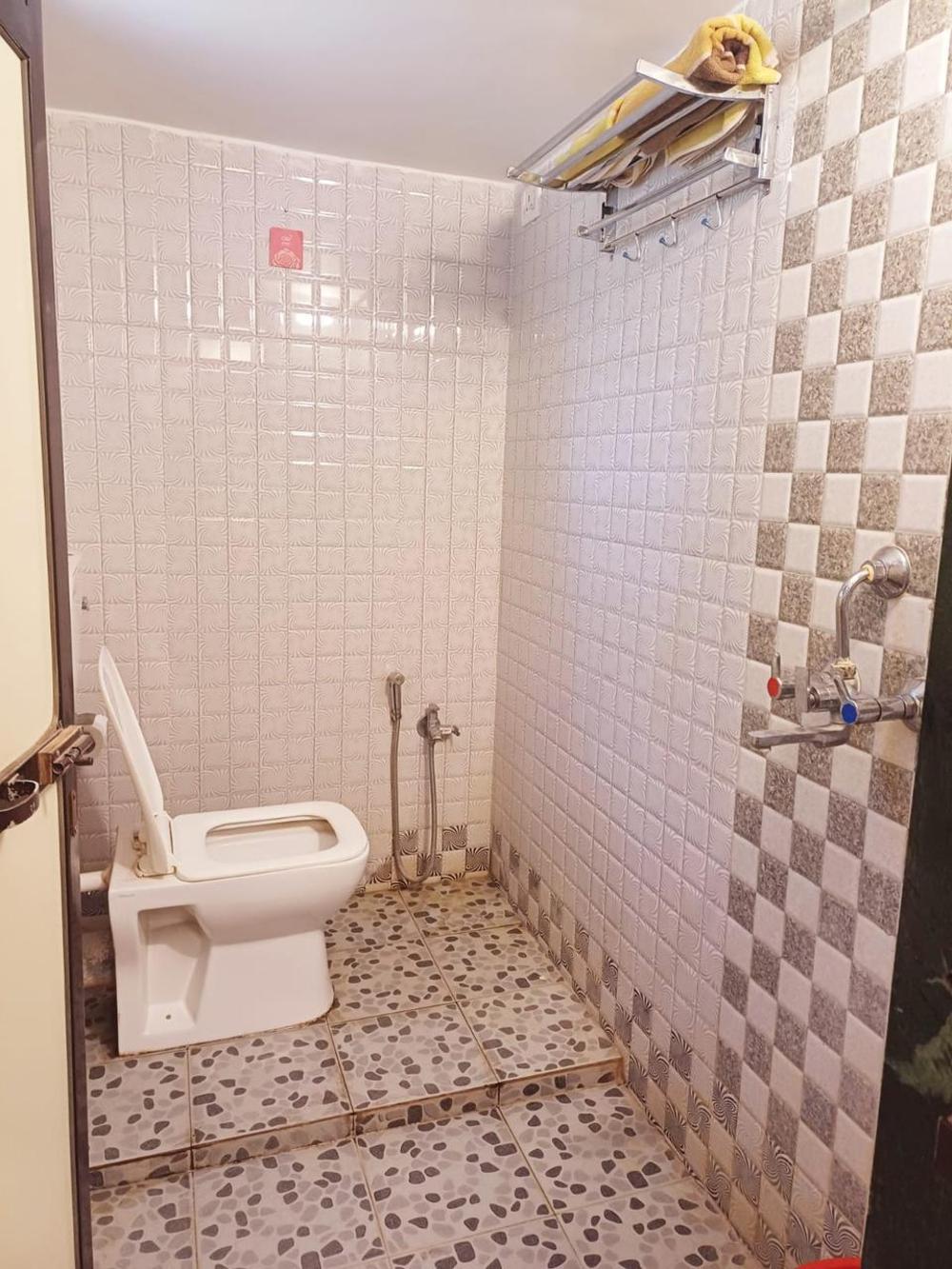 seafront beach cottage alibag