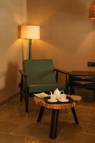 the foothills escape