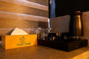 noah crest