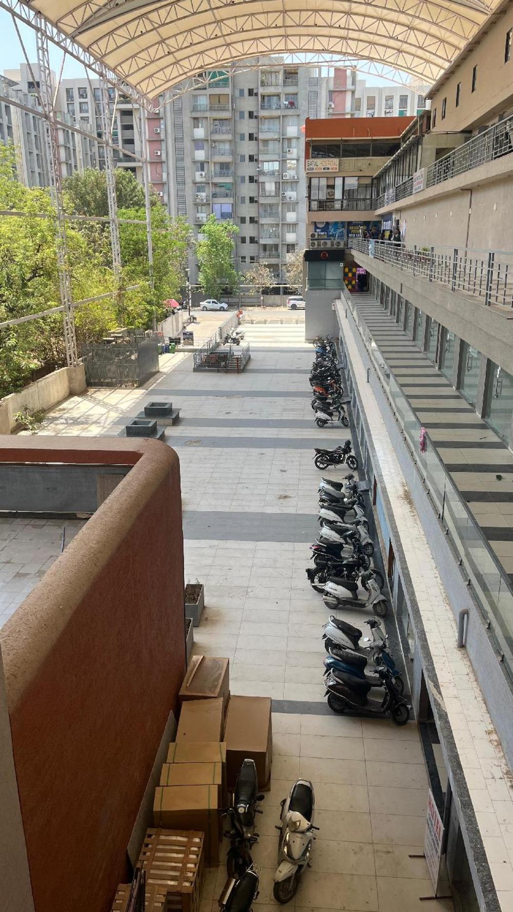 hotel shree hari om residency