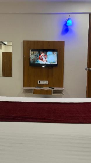 hotel shree hari om residency