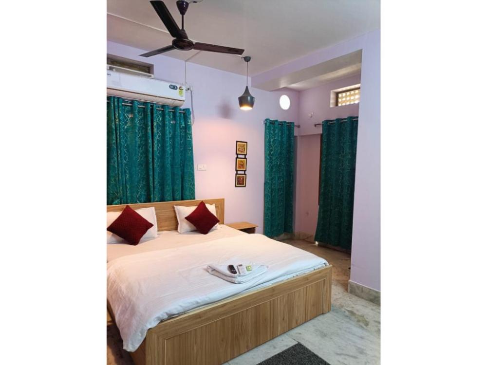 hotel rail view near railway puri by morservices