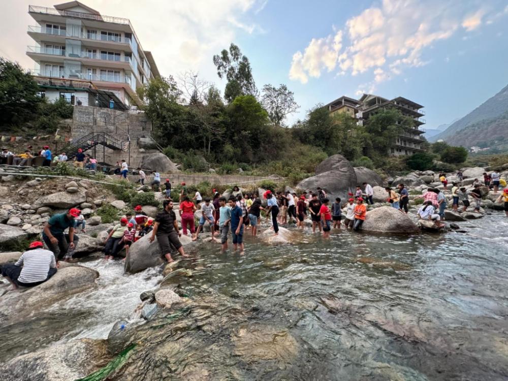 hotel manuni inn dharamshala
