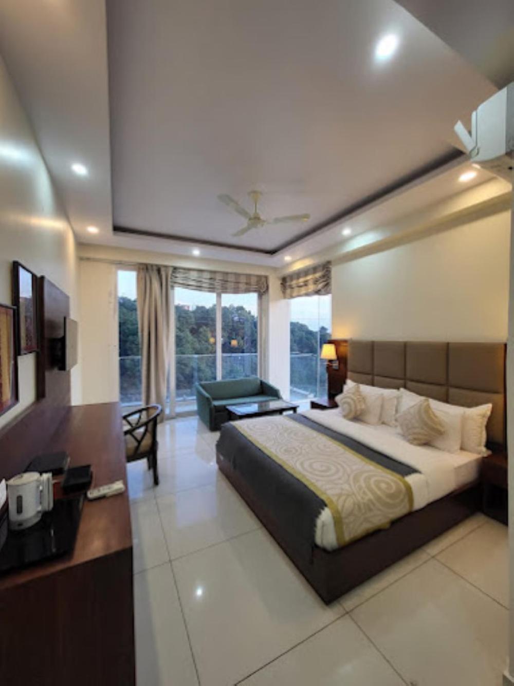 hotel manuni inn dharamshala