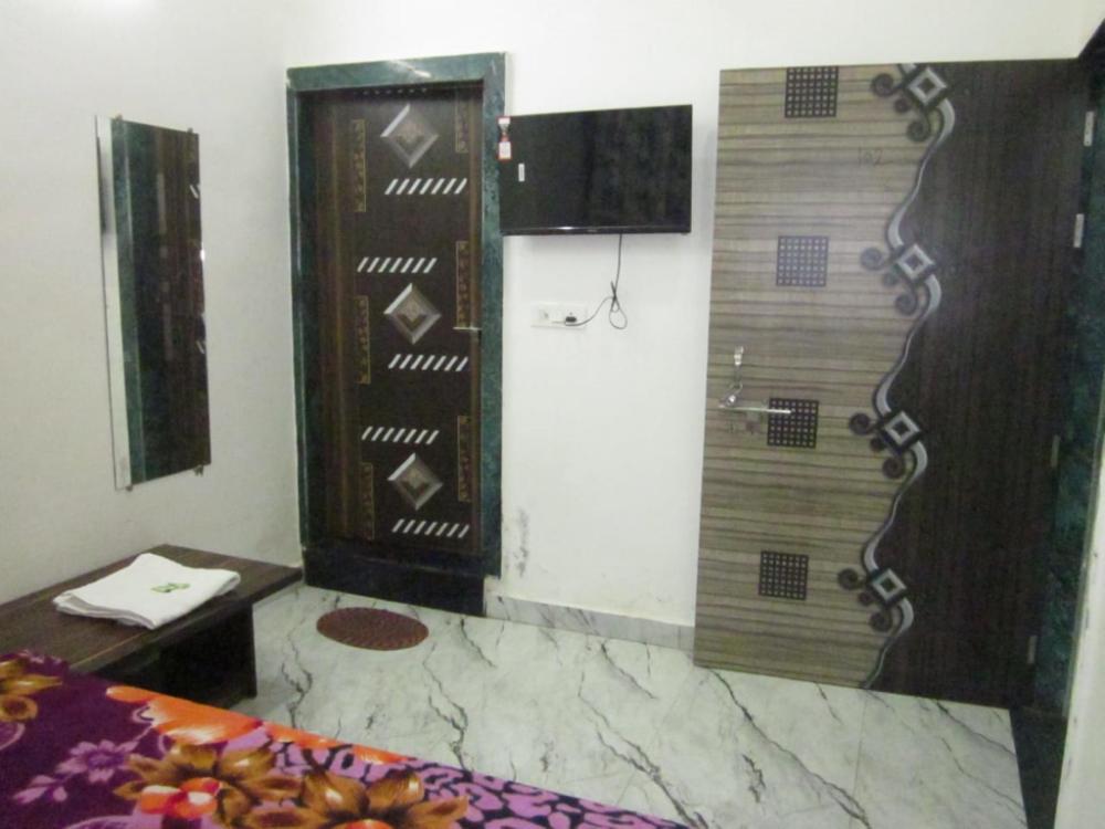 hotel shri prabhu dham vrindavan