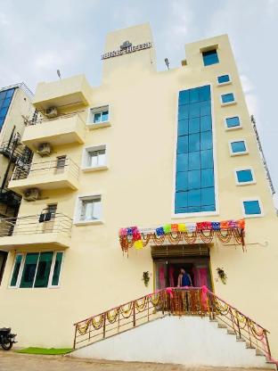 auric hotel