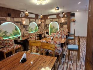 auric hotel