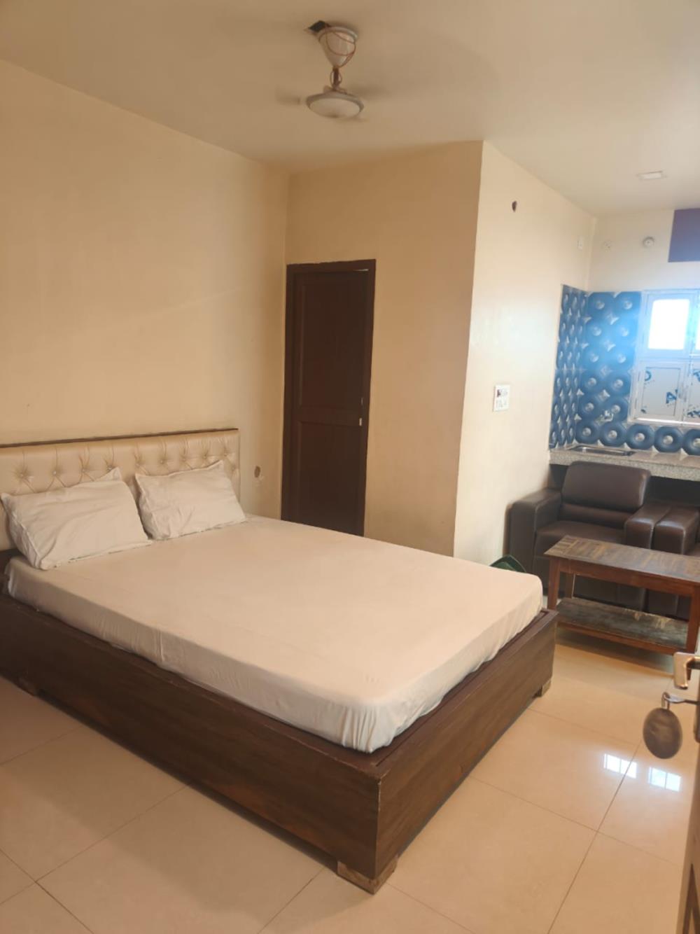 hotel rajshree international