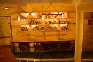 nezer hostel and roof top cafe