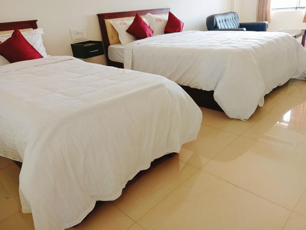 sathwik lodging and boarding