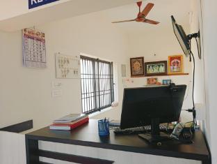 sathwik lodging and boarding